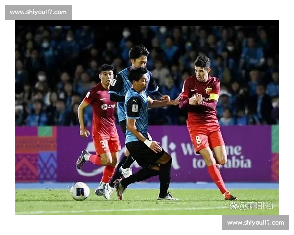 足球历史对决回顾:经典战役与宿敌交锋全景解析 足球历史对决回顾:经典战役与宿敌交锋全景解析